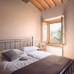 Apartment Among Tuscan Vineyard Hills ארצו