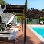 Apartment Among Tuscan Vineyard Hills